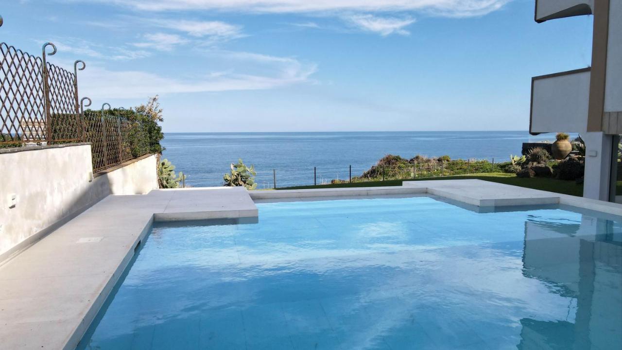 Il Giardino Sul Mare Villa Ачиреале Екстериор снимка